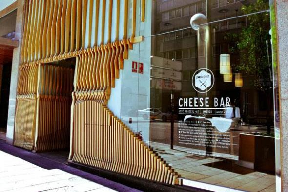 Foto de Poncelet Cheese Bar Madrid - Viajero y Jetlager C. De La Plaza