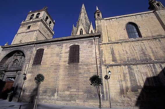 Foto de Descubre su historia a travs de sus Iglesias y Monasteros - Viajero y Jetlager Turismo Rioja